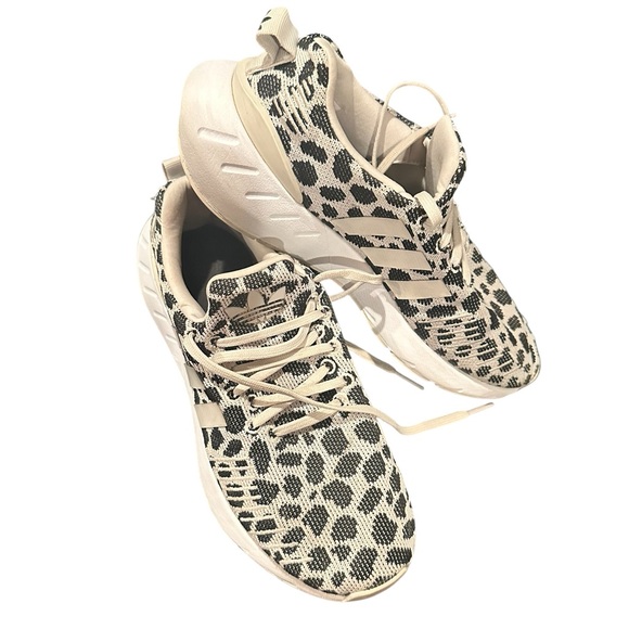 adidas Shoes - Adidas Originals Swift Run 22 Low Dalmatian Animal Print Multi Sneakers 6.5